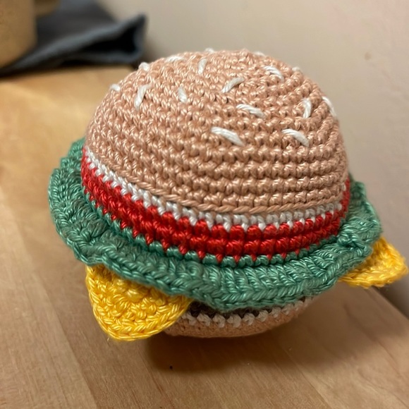 Handcrafted Cheeseburger Figure Toy Decor Amigurui Crochet - Picture 4 of 8